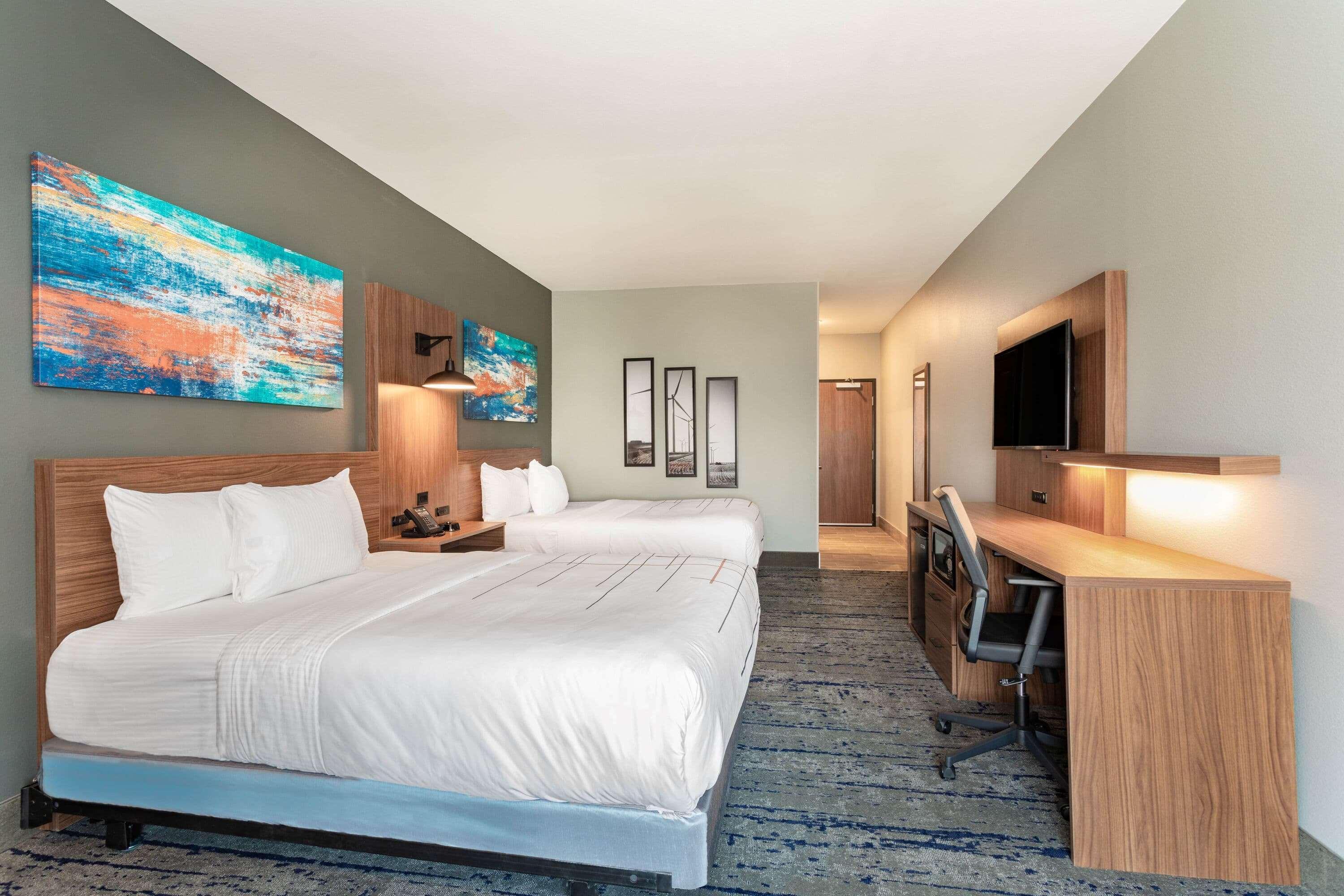 La Quinta Inn & Suites Limon By Wyndham Ngoại thất bức ảnh